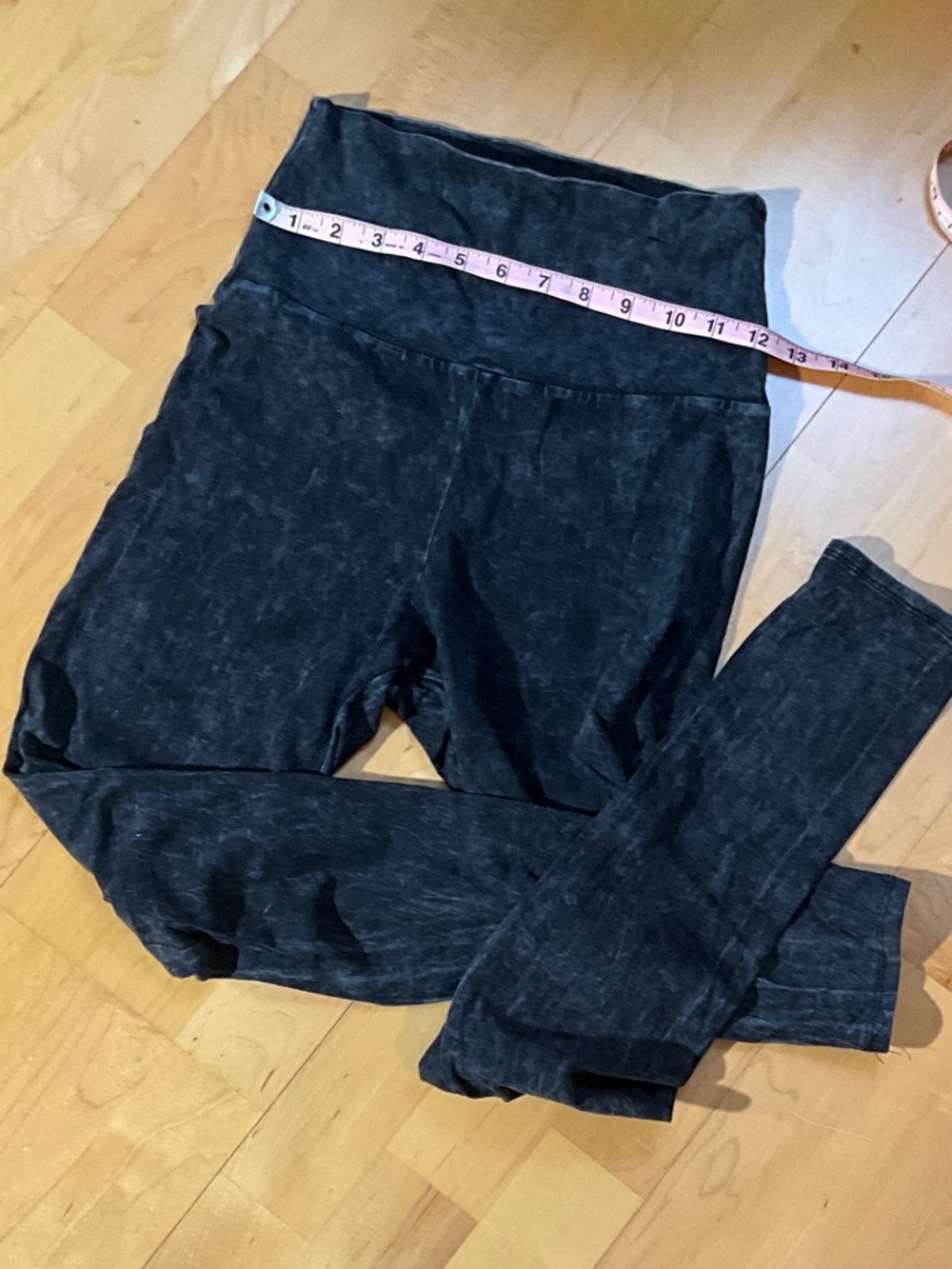 High-Waist Black Mineral-Wash Leggings - Comfortable Stretch